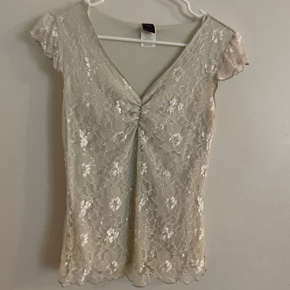 Woman’s Lace Top